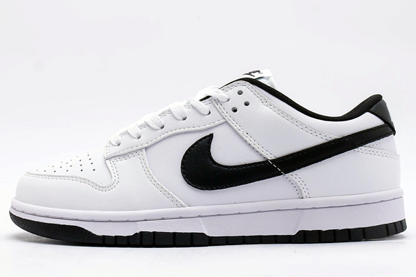 003 Nike SB Dunk Low White Black